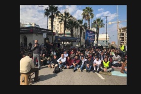 فيديو..صلاة الجمعة وسط رام الله رفضا للضمان الاجتماعي