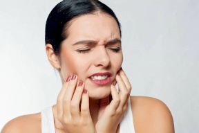 علاجات منزلية سريعة المفعول للتخلص من ألم الأسنان