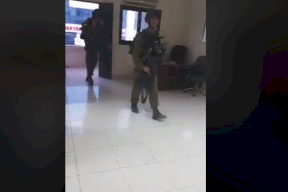 فيديو.. الاحتلال يقتحم مقر وكالة وفا