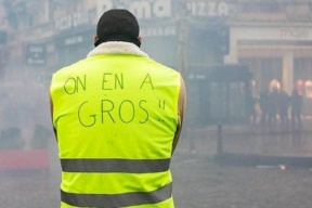 باريس: 8 قتلى منذ بداية احتجاجات "السترات الصفراء"