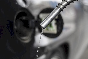  لماذا اتجهت دول الخليج لرفع أسعار الوقود؟