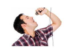 الغناء يقلل الشعور بالضغط النفسي ويقوي الجهاز المناعي