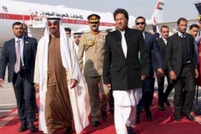 محمد بن زايد يصل باكستان في زيارة رسمية