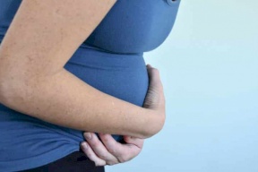 أميركية في غيبوبة منذ 10 سنوات.. تضع طفلاً