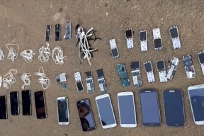 خطة إسرائيلية لمنع تهريب أجهزة خلوية للسجون الإسرائيلية