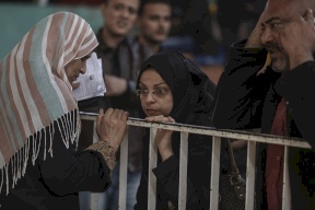 يديعوت: استمرار فتح معبر رفح مقابل ضبط حركة حماس للتظاهرات