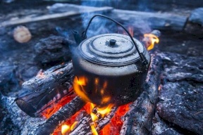 لماذا لا ينصح بتكرار غلي الماء؟