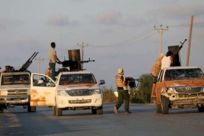 مقتل 5 أشخاص باشتباكات مسلحة في طرابلس  