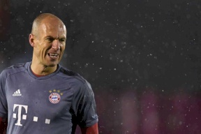 صيف ساخن في ملاعب الكرة.. 10 نجوم في سوق الانتقالات