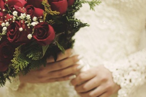 عرس جماعي لـ 400 عريس وعروسة في المخيمات الفلسطينية بلبنان