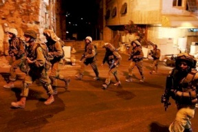 طالت  اسرى محررين...اعتقالات واسعة بالضفة 