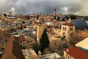 اسرائيل تمدد أمر إغلاق مؤسسات فلسطينية في القدس