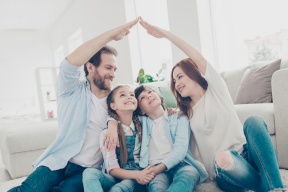 "الهليكوبتر".. الطريقة الأفضل لتربية الأبناء