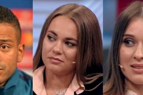 في نفس اليوم.. نجم كروي ينجب طفلين من امرأتين