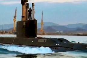 إيران تعلن عن غواصة جديدة قادرة على إطلاق صواريخ عابرة
