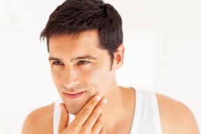  معلومات شائعة وخاطئة عن بشرة الرجل