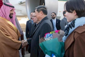 ولي العهد السعودي يصل الصين في زيارة رسمية