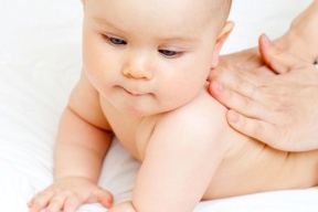 علاج الاكزيما عند الاطفال بالأعشاب