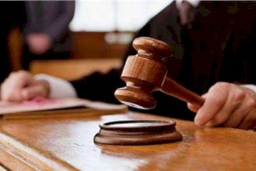 سيدة استرالية تقاضي الحكومة ..والسبب ؟