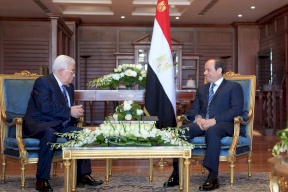 بالصور/ تفاصيل اجتماع الرئيس عباس مع السيسي في شرم الشيخ