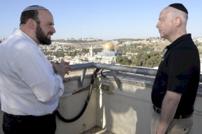 مُجدداً.. غرينبلات يدافع عن اسرائيل