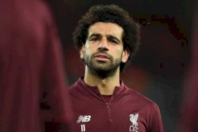 فيديو.. طفل يتحدي محمد صلاح
