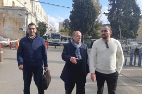 الاحتلال يبعد وزير شؤون القدس عن "الأقصى" حتى الأحد المقبل