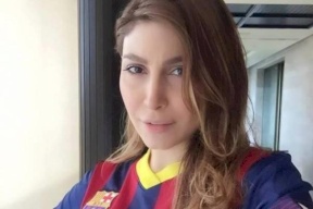 نادي برشلونة يشكر الفنانة يارا