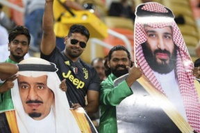 "أزمة في السعودية: الملك سلمان يخشى تحركات ولي عهده"