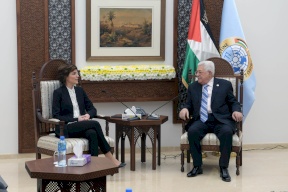 الرئيس لوفد اسرائيلي: نسعى دائما إلى السلام وليس لنا أي خيار آخر