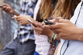 إشارات تخبرك بأنك "مدمن على مواقع التواصل"
