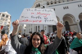 الجزائر.. استعدادات لـ"جمعة الفصل"