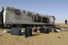 إصابة 11 معلما بانقلاب حافلة شمال غربي مصر