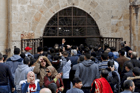 محكمة إسرائيلية تصدر أمرًا بإغلاق مصلى باب الرحمة بالأقصى