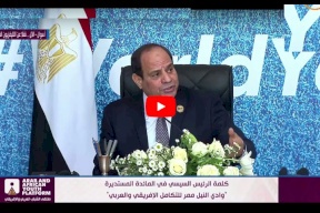بالفيديو.. السيسي يمنع اعلاميا من مقاطعته