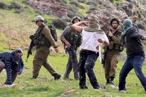 مستوطنون يهاجمون المواطنين جنوب نابلس