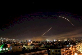 الدفاعات الجوية السورية تتصدى لعدوان اسرائيلي 