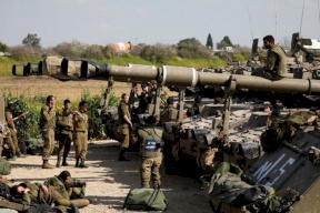 الاحتلال يترقب و يعزز قواته على الحدود عشية مليونية الأرض و العودة