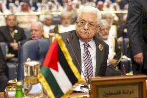 كلمة شاملة للرئيس عباس أمام القمة العربية في تونس اليوم