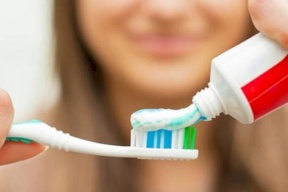 ما علاقة تنظيف الاسنان بالجلطات؟
