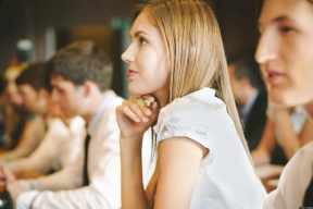 كيف تكونين واثقةً من نفسك بالجامعة؟