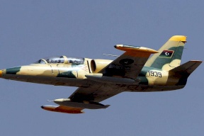 سقوط طائرة حربية للجيش الليبي جنوبي طرابلس