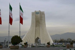 طهران تسلم السفير الفرنسي الجديد مذكرة احتجاج