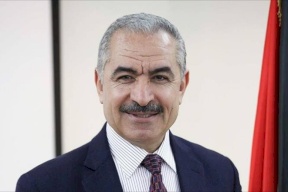 اجتماع بين اشتية وسلطة الأراضي وهيئة التسوية