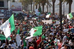 توقيف الإخوة كونيناف في الجزائر