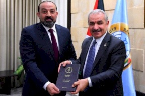 اشتية يتسلّم التقرير السنوي للنيابة العامة