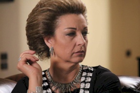 الموت يفجع الفنانة السورية نادين خوري