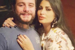 ما رايكم..هل تعمد أحمد الفيشاوي الجدل بطريقة احتفاله بعيد زواجه؟