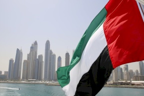 دبلوماسية إماراتية تفند اتهامات الدوحة بشأن التمييز ضد القطريين