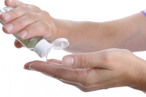 إليك الطريقة الصحيحة لاستخدام معقم اليدين